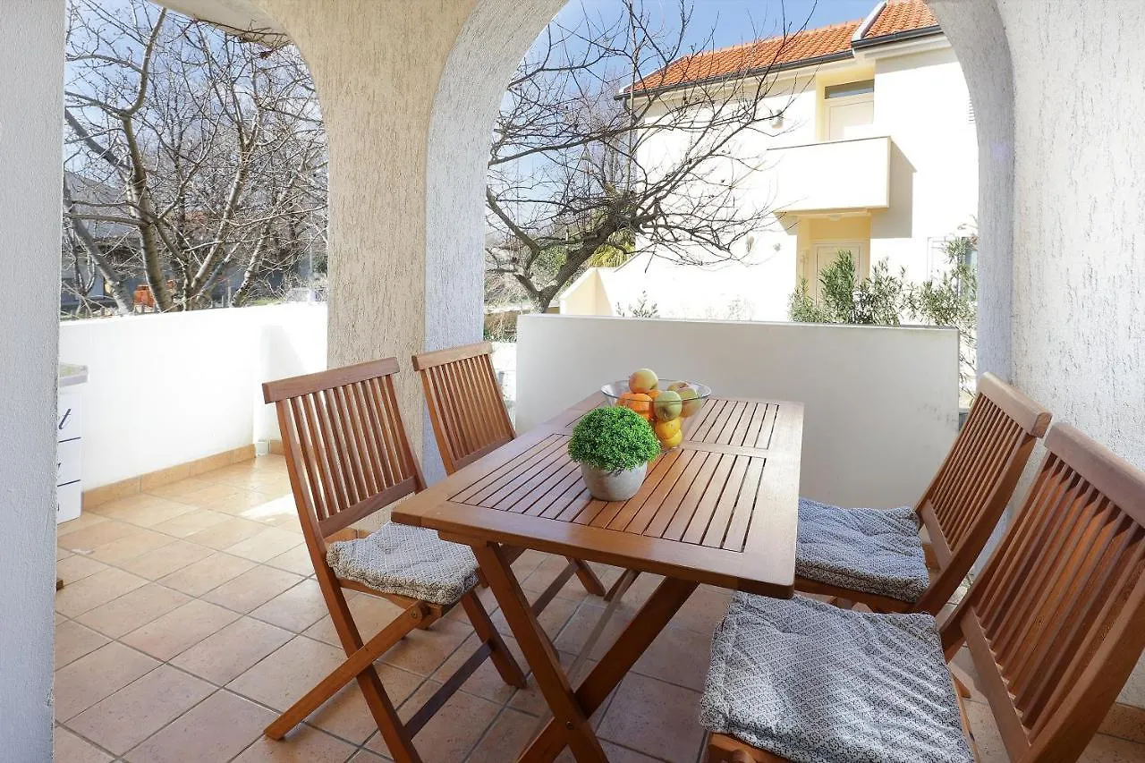 Apartments Villa Bernarda Silo