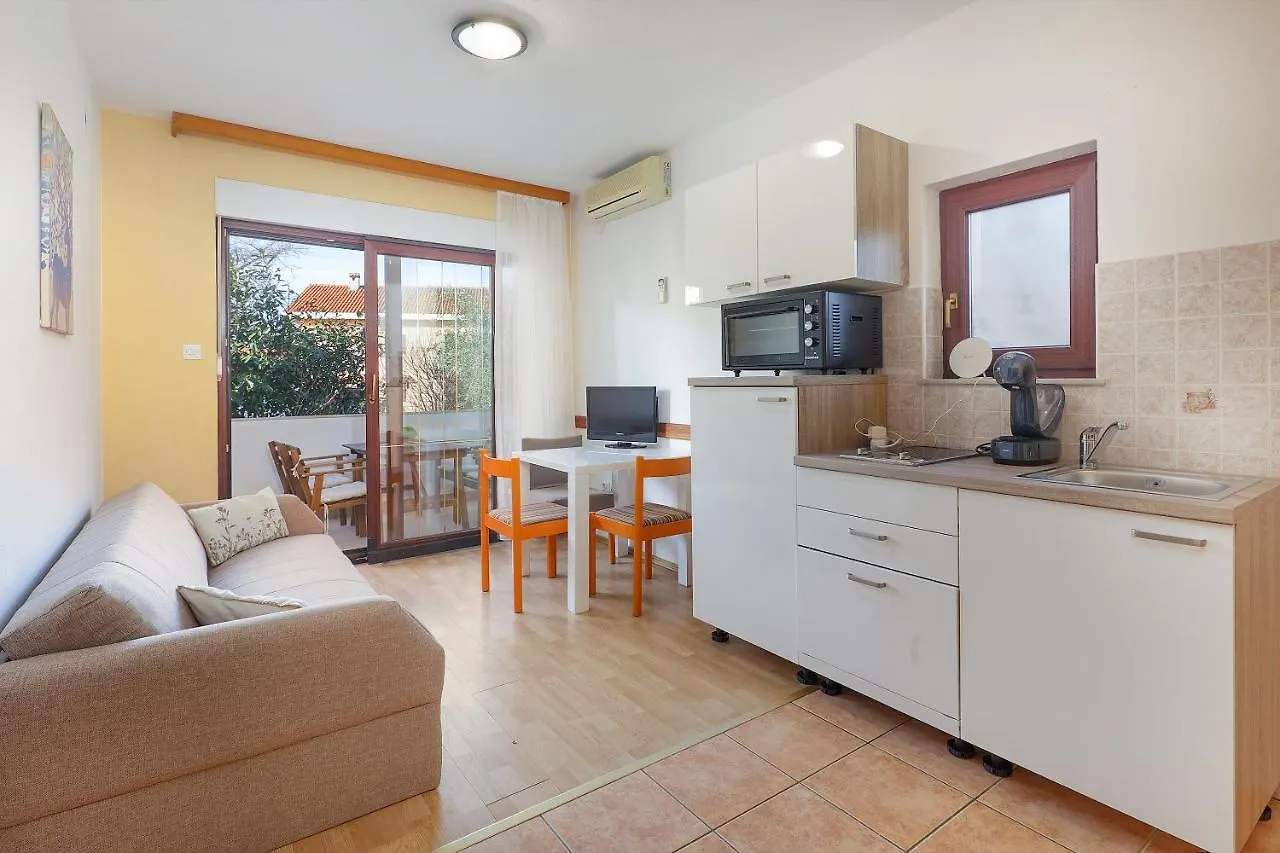 Apartments Villa Bernarda Silo