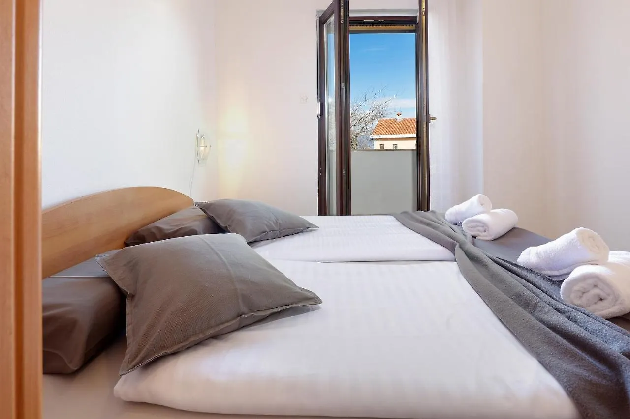 Apartments Villa Bernarda Silo