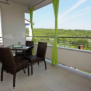 Apartman Kimi, Šilo
